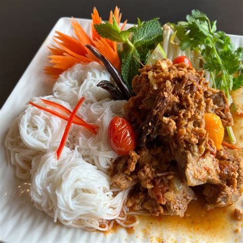 thai lanna cuisine ottawa